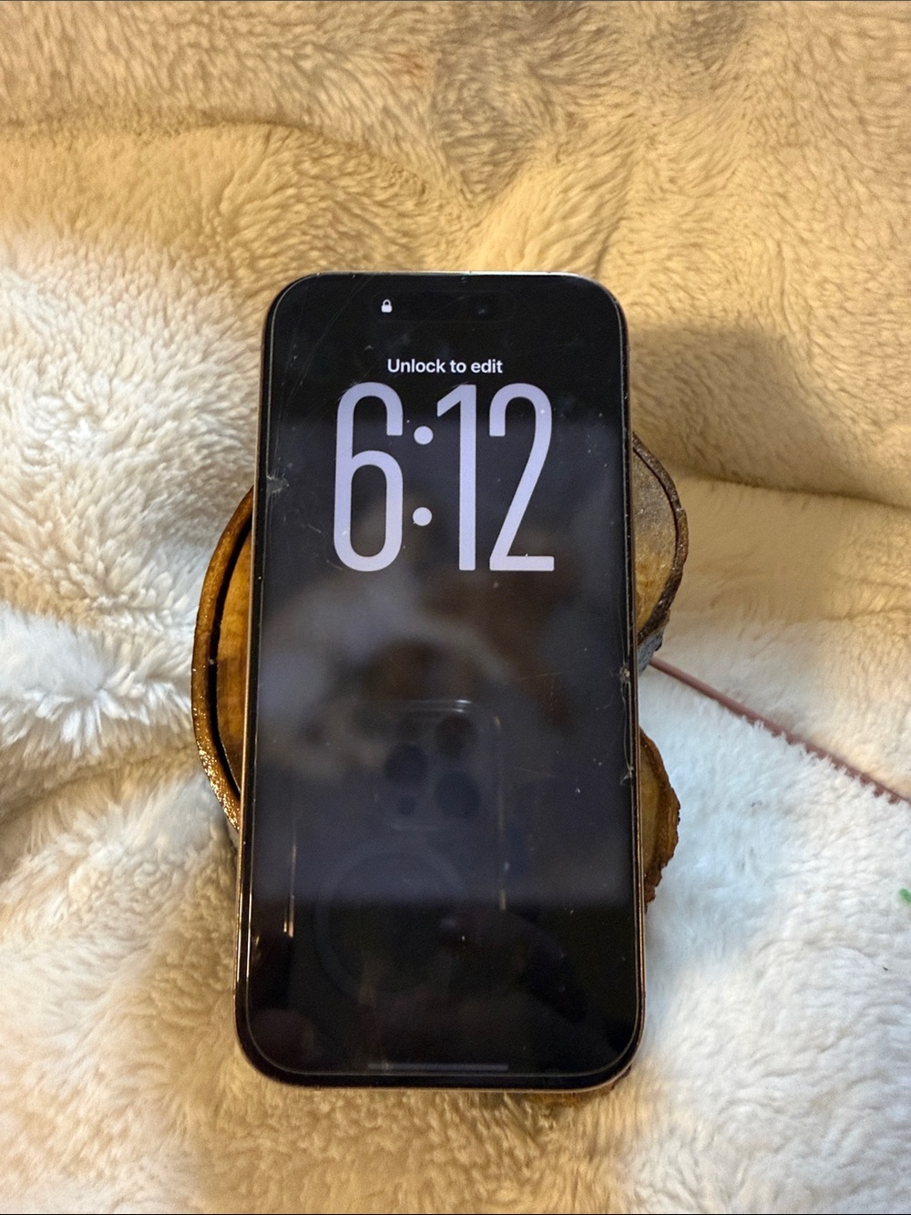 Aspen wood phone charger - Picture 7 of 7
